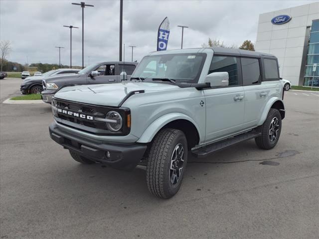 new 2024 Ford Bronco car, priced at $52,411