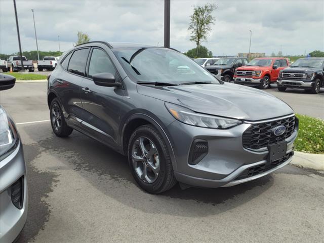 used 2023 Ford Escape car, priced at $26,987