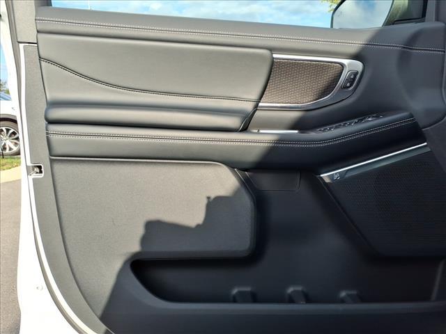 new 2025 Ford Expedition car, priced at $81,015
