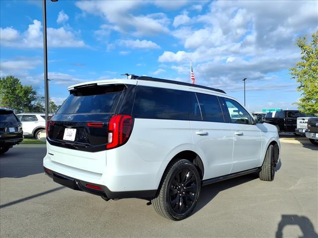 new 2025 Ford Expedition car, priced at $81,015