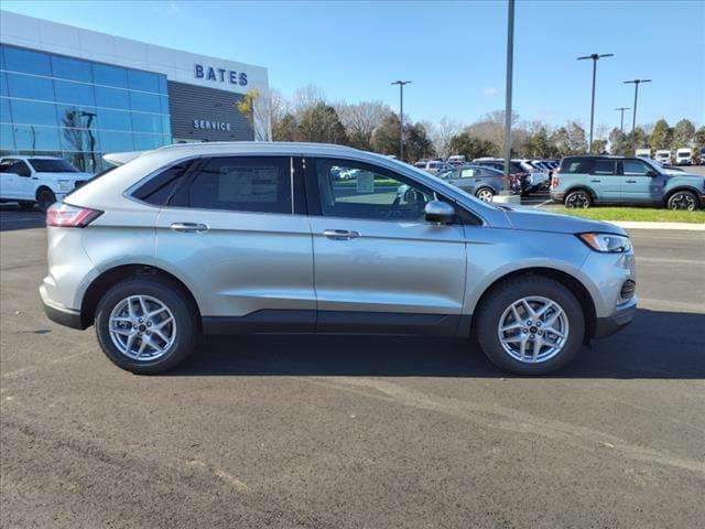 new 2024 Ford Edge car, priced at $37,014