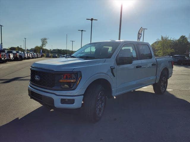 new 2024 Ford F-150 car, priced at $47,121