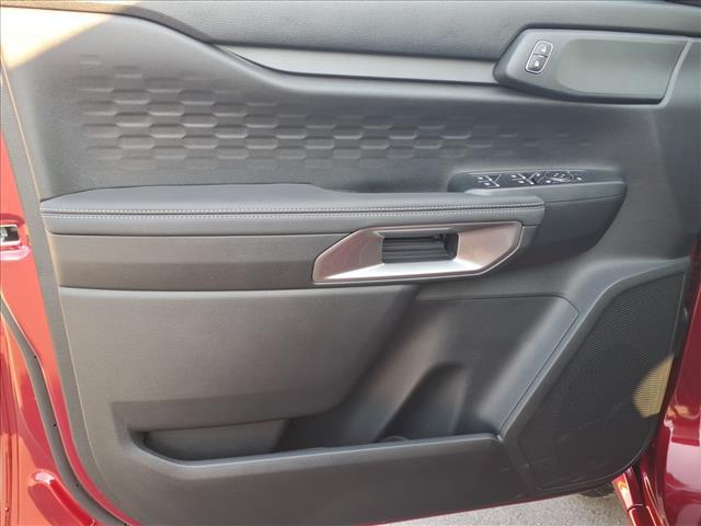 new 2025 Ford Ranger car, priced at $38,995