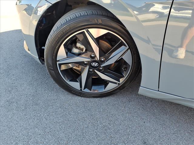 used 2022 Hyundai Elantra car, priced at $19,587
