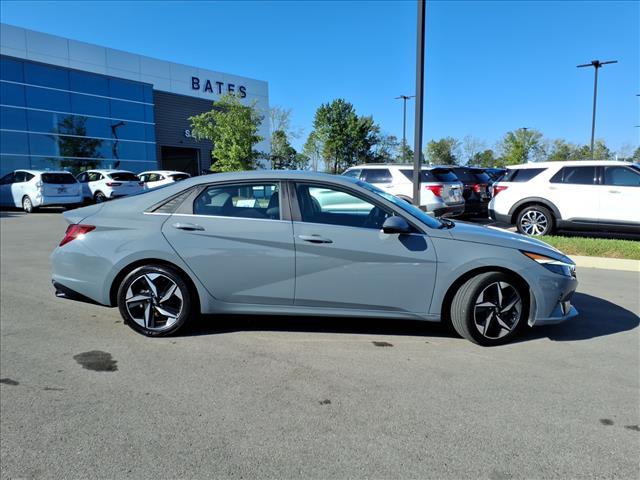 used 2022 Hyundai Elantra car, priced at $19,587