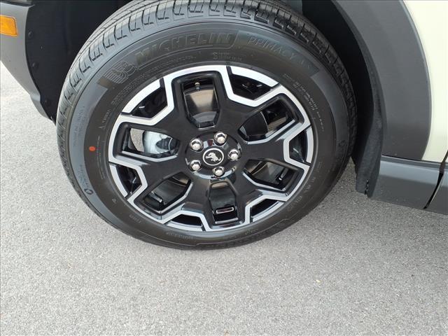 new 2025 Ford Bronco Sport car, priced at $37,040