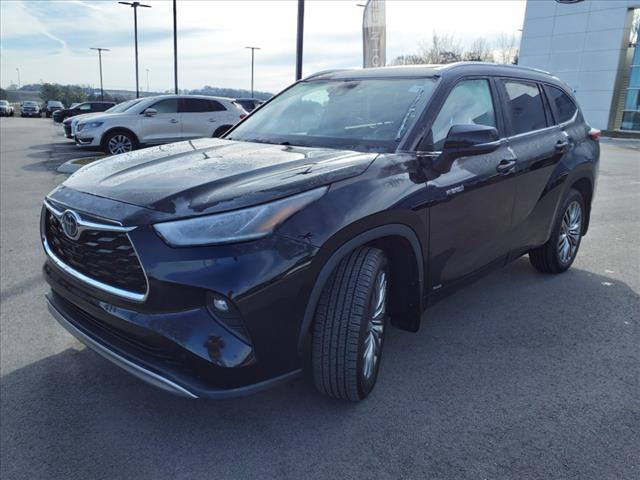 used 2021 Toyota Highlander Hybrid car, priced at $35,987