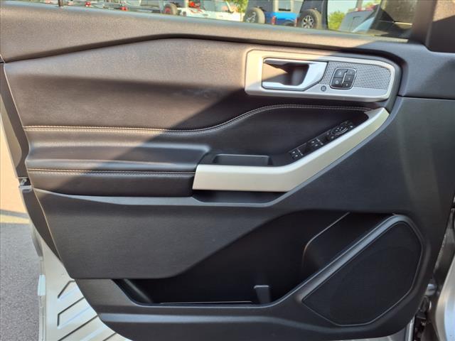 used 2022 Ford Explorer car, priced at $30,987
