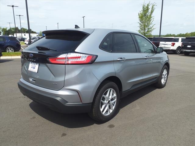 new 2024 Ford Edge car, priced at $35,479