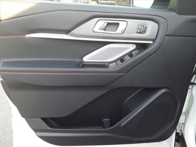 new 2025 Ford Explorer car, priced at $57,468