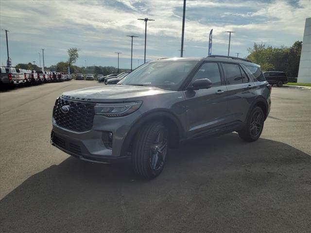 new 2025 Ford Explorer car, priced at $50,482