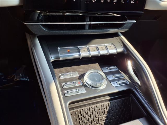 used 2024 Lincoln Nautilus car, priced at $53,587