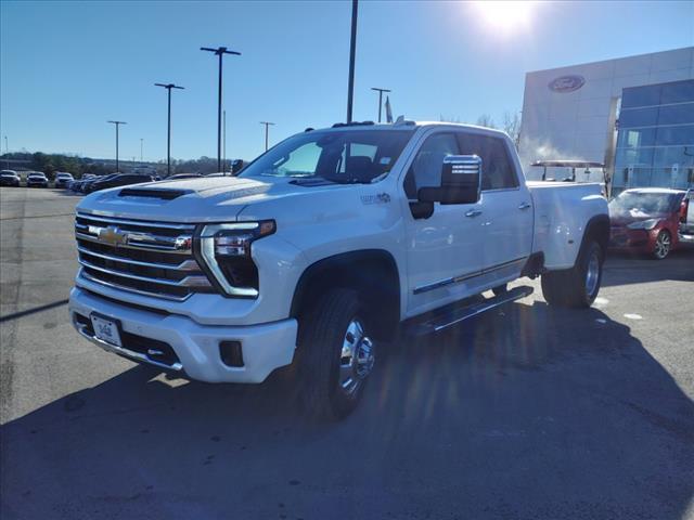 used 2024 Chevrolet Silverado 3500 car, priced at $78,987