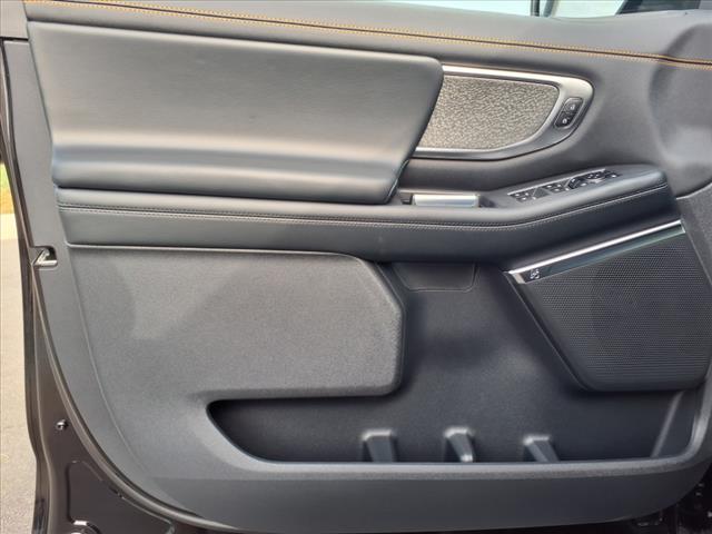 new 2025 Ford Expedition car, priced at $83,545