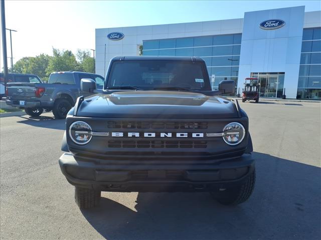 new 2025 Ford Bronco car, priced at $44,185