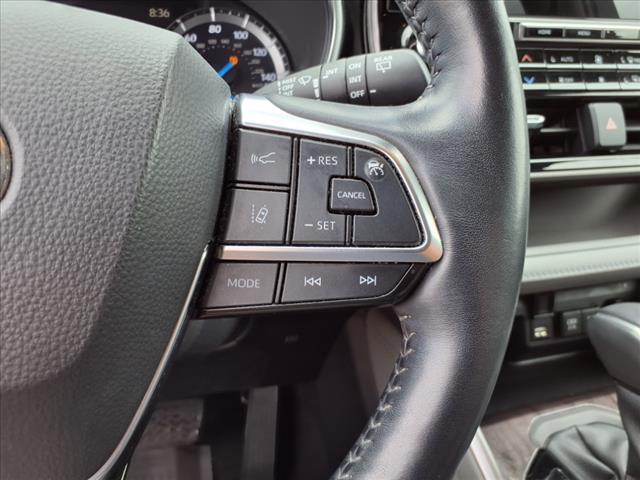 used 2021 Toyota Highlander Hybrid car, priced at $39,987