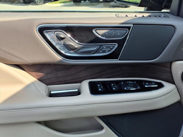 used 2024 Lincoln Navigator car, priced at $79,987