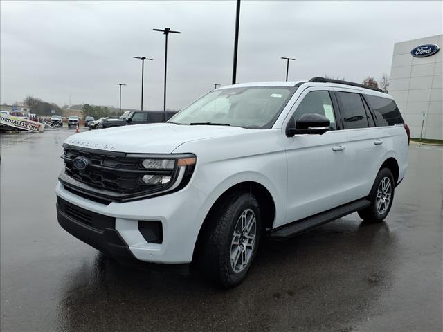 new 2025 Ford Expedition car, priced at $70,701