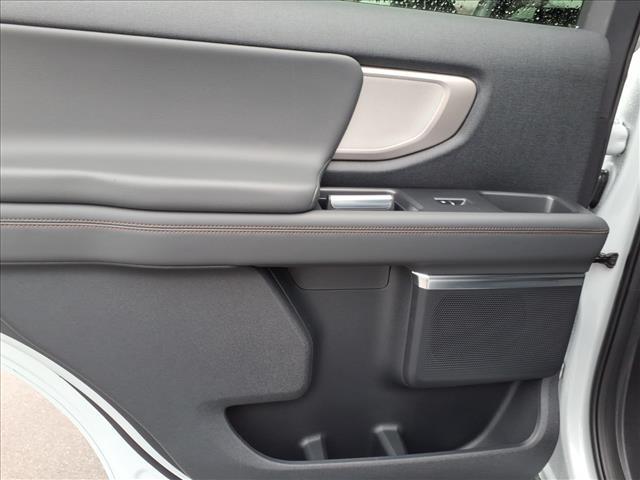 new 2025 Ford Expedition car, priced at $70,701