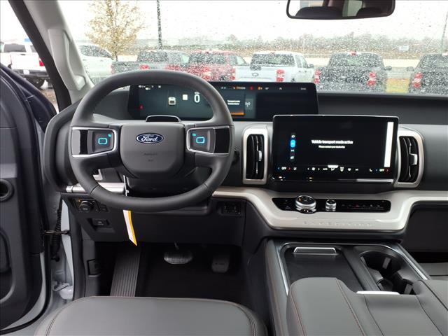 new 2025 Ford Expedition car, priced at $70,701