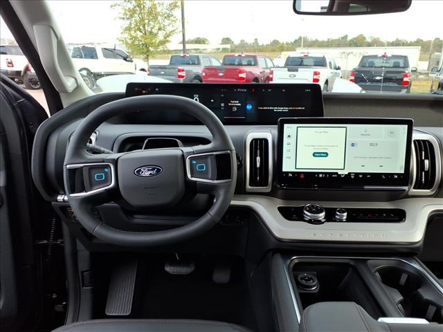 new 2025 Ford Expedition car, priced at $69,629