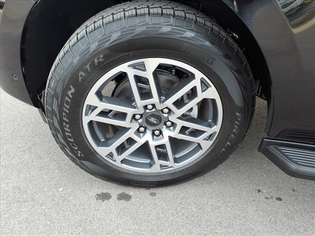 new 2025 Ford Expedition car, priced at $69,629