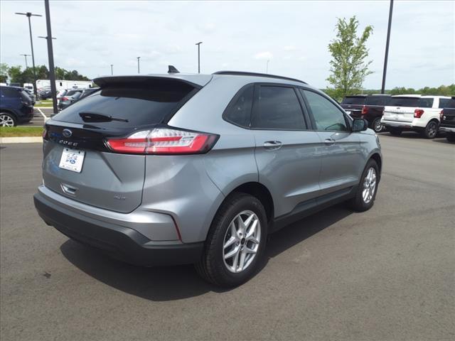 new 2024 Ford Edge car, priced at $33,634