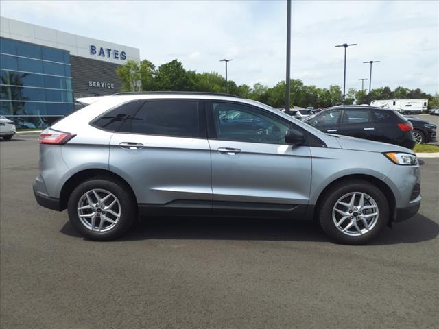 new 2024 Ford Edge car, priced at $27,634