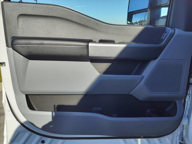 new 2025 Ford F-250 car, priced at $68,779