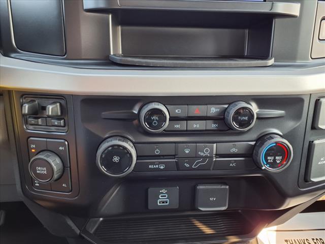 new 2025 Ford F-250 car, priced at $67,145