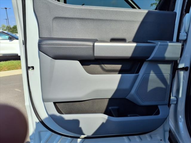 new 2025 Ford F-250 car, priced at $67,145