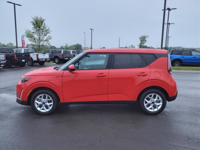 used 2024 Kia Soul car, priced at $18,887