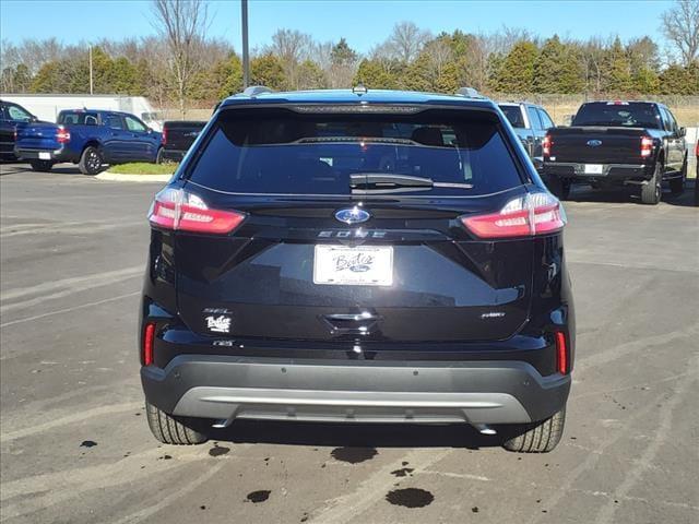 new 2024 Ford Edge car, priced at $39,014