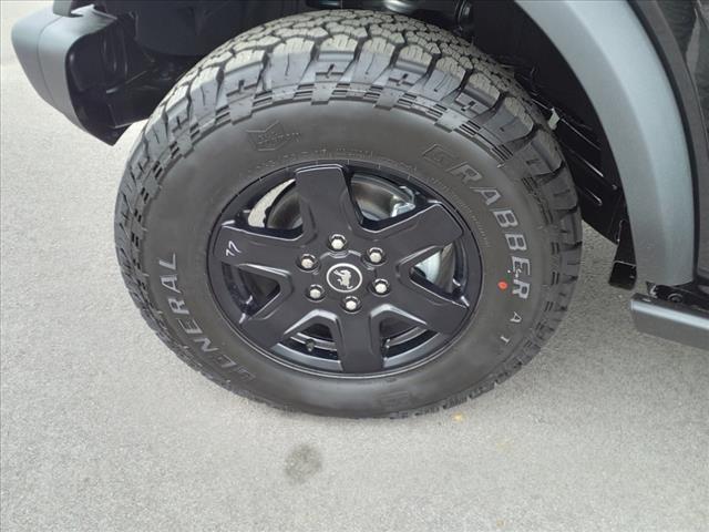 new 2024 Ford Bronco car, priced at $51,114