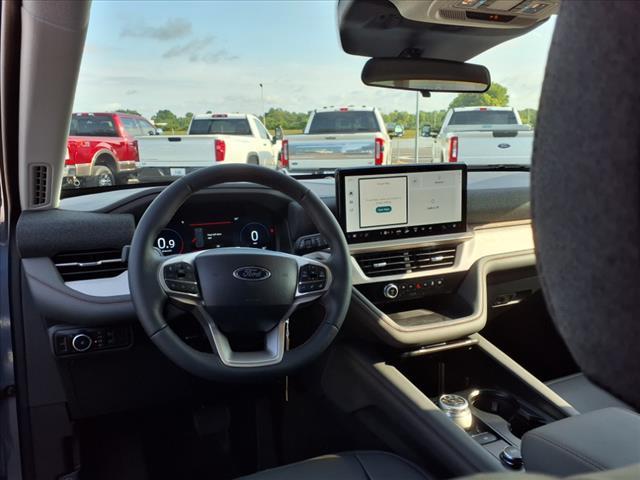 new 2025 Ford Explorer car, priced at $46,292