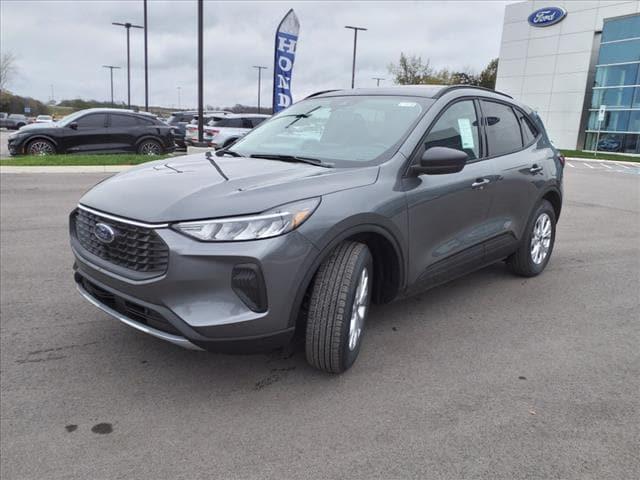 new 2025 Ford Escape car, priced at $30,369