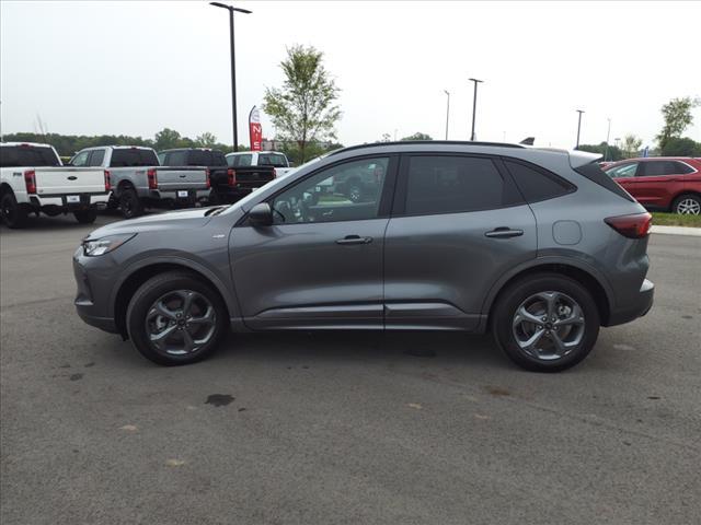 used 2023 Ford Escape car, priced at $25,287