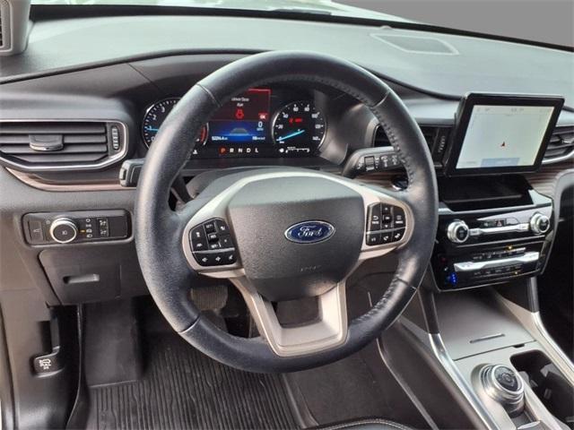 used 2022 Ford Explorer car, priced at $32,014