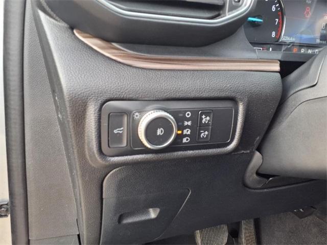 used 2022 Ford Explorer car, priced at $32,014