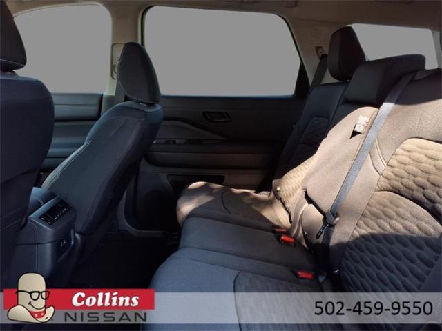 new 2025 Nissan Pathfinder car, priced at $40,363