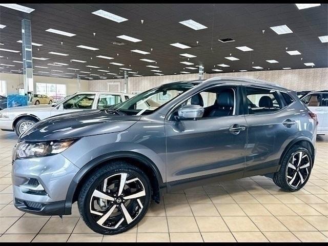 used 2022 Nissan Rogue Sport car, priced at $22,297