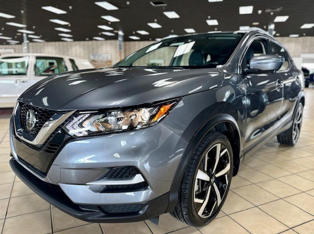 used 2022 Nissan Rogue Sport car, priced at $24,400