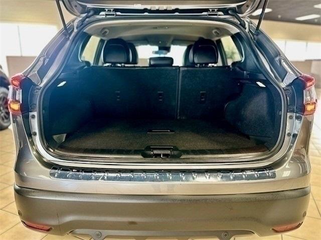 used 2022 Nissan Rogue Sport car, priced at $22,297