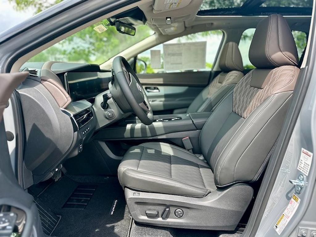 new 2025 Nissan Murano car, priced at $53,300