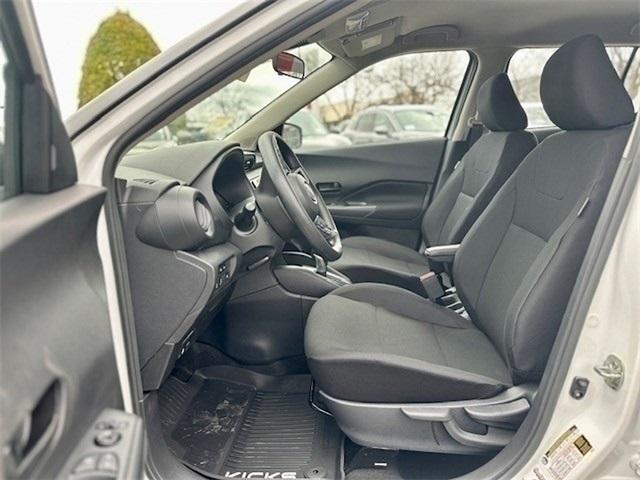 new 2025 Nissan Kicks Play car, priced at $23,179
