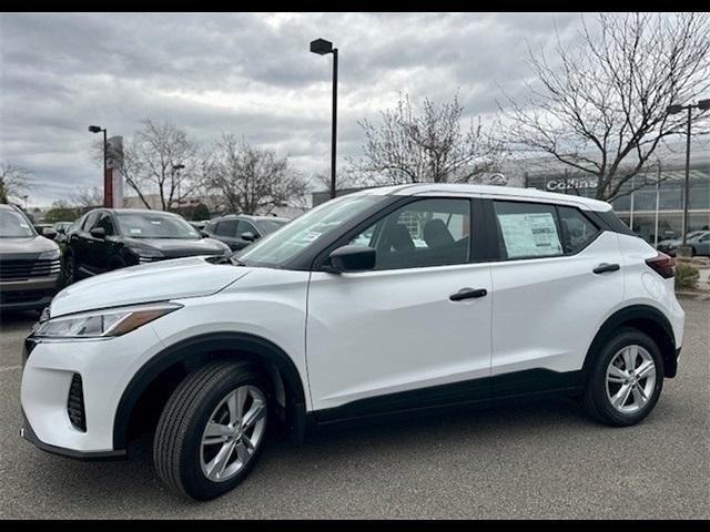 new 2025 Nissan Kicks Play car, priced at $21,990