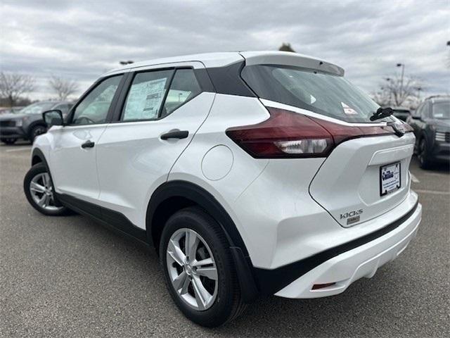 new 2025 Nissan Kicks Play car, priced at $23,179