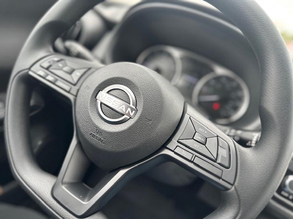new 2025 Nissan Kicks car, priced at $23,179