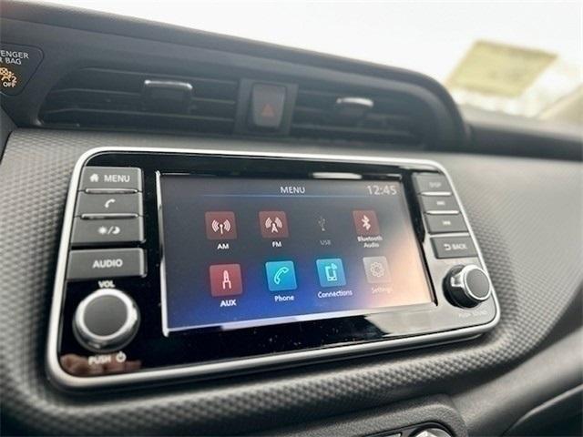 new 2025 Nissan Kicks Play car, priced at $23,179