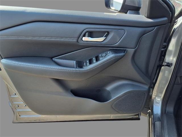 used 2024 Nissan Rogue car, priced at $28,699